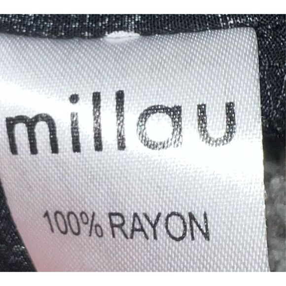 millau polka dots black & white sz 12 Minimalist Monochrome Secretary - Picture 4 of 5